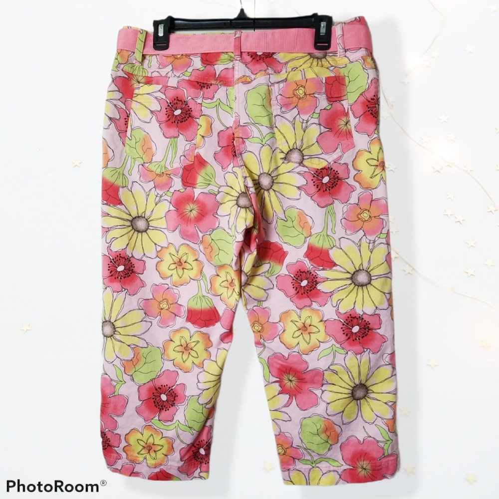Covington Pink Funky Floral 70's Inspired Capris with Belt Size 12